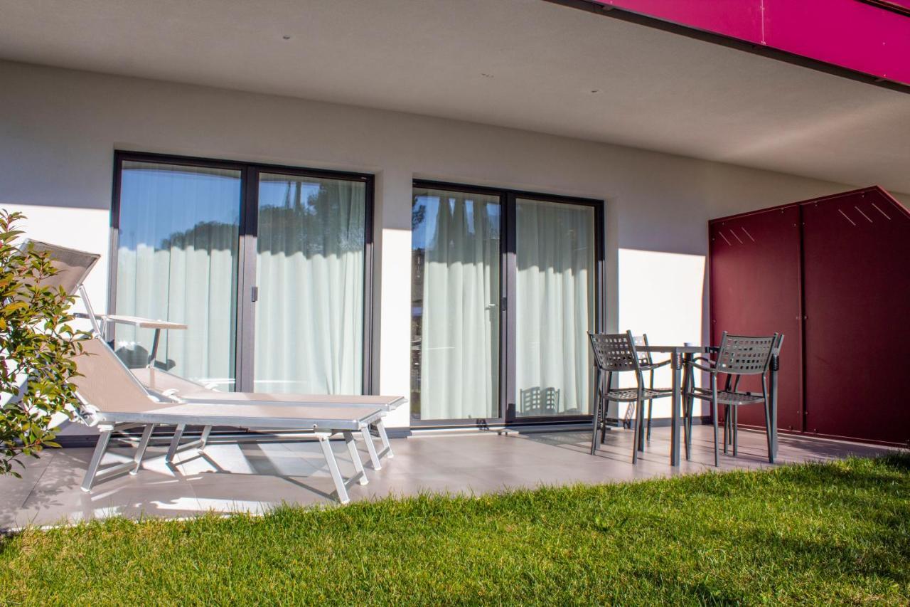 Zangirolami - Luxury Garden And Balcony Apartment Riva del Garda