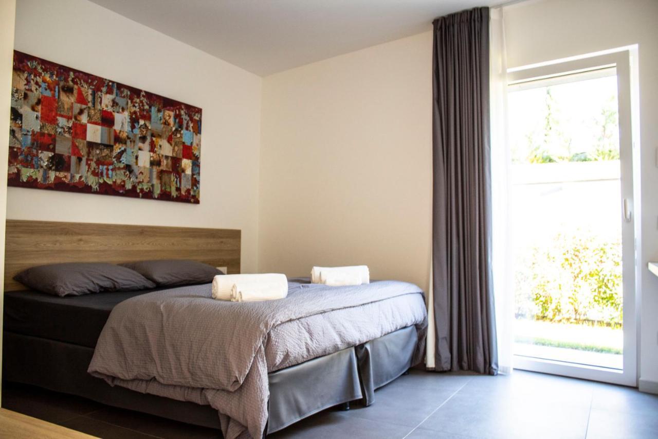 Zangirolami - Luxury Garden And Balcony