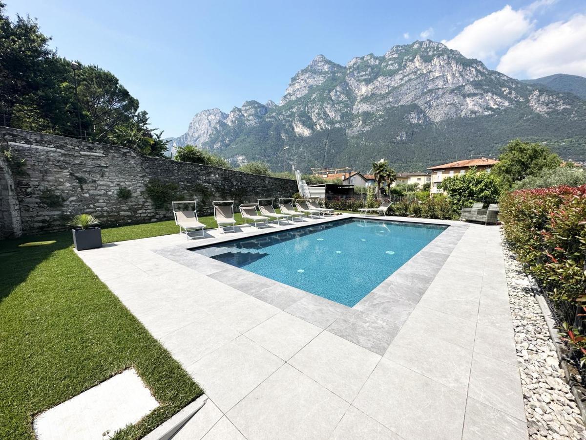 Zangirolami - Luxury Garden And Balcony Apartment *